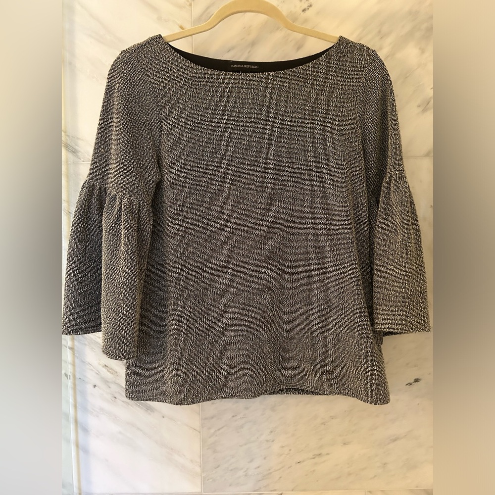 Banana Republic black and white lightweight tweed top